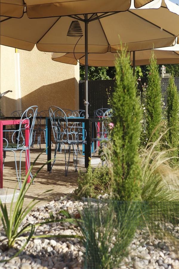 Auberge Bressane De Buellas Exterior photo